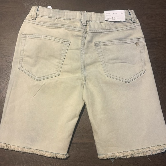 NWT Jessica Simpson
Big Girls 7-16 Denim Knee Length Short - Picture 6 of 9